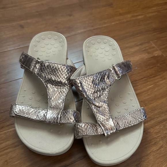 Vionic Bronze Textured Sandals - Picture 3 of 3